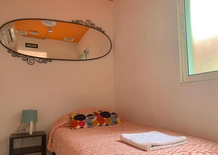 Hostel Arc House (adults Only)