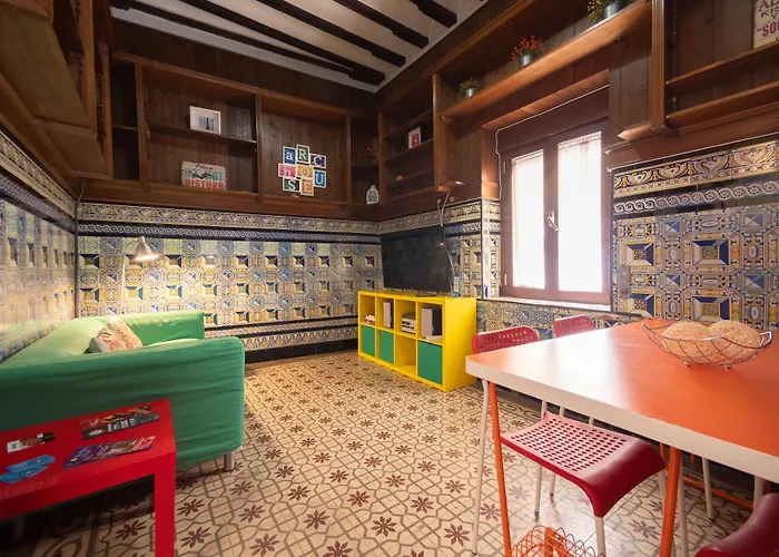 Arc House (adults Only) Hostel *