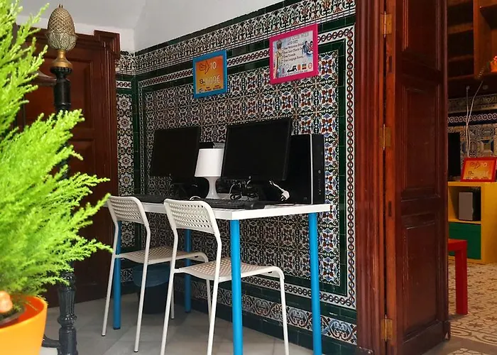 Hostel Arc House (adults Only)