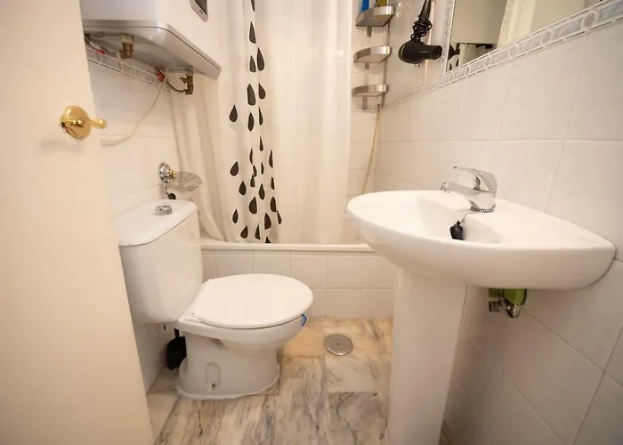 Arc House (adults Only) Hostel *