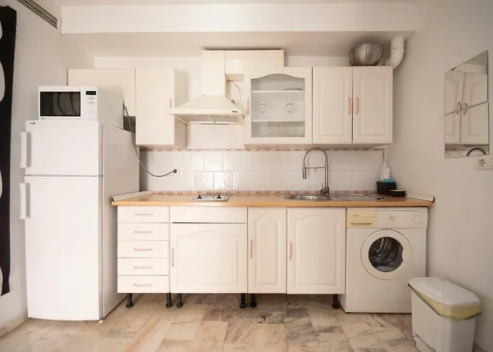 Hostel Arc House (adults Only) *