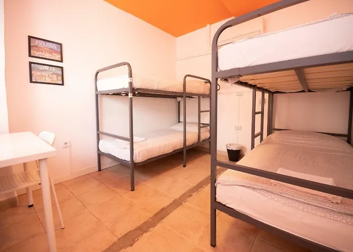 Arc House (adults Only) Hostel