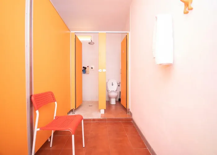 Arc House (adults Only) Hostel *