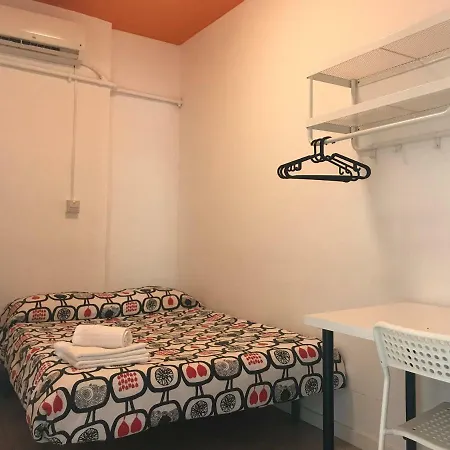 Hostal Arc House (adults Only)