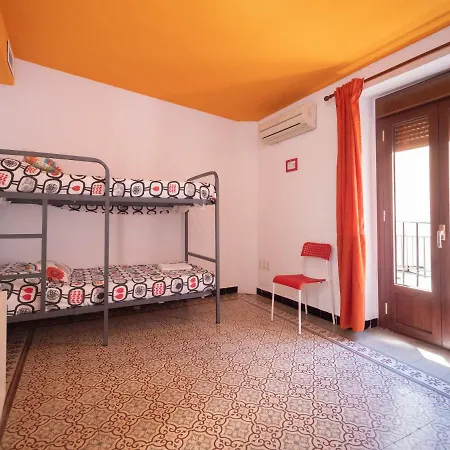Hostal Arc House (adults Only) *