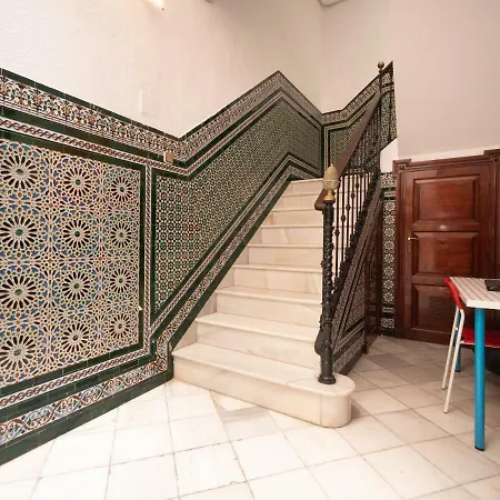 Arc House (adults Only) *